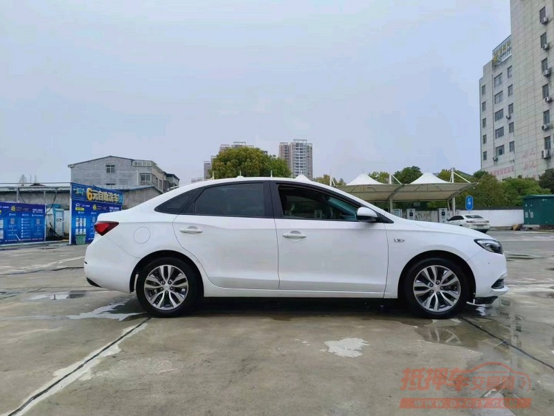 宜昌18年别克英朗5