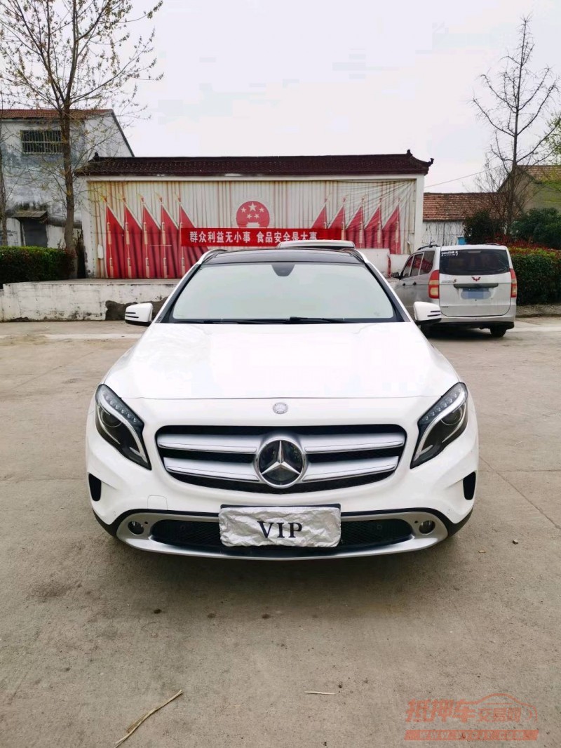 徐州16年奔驰GLA1