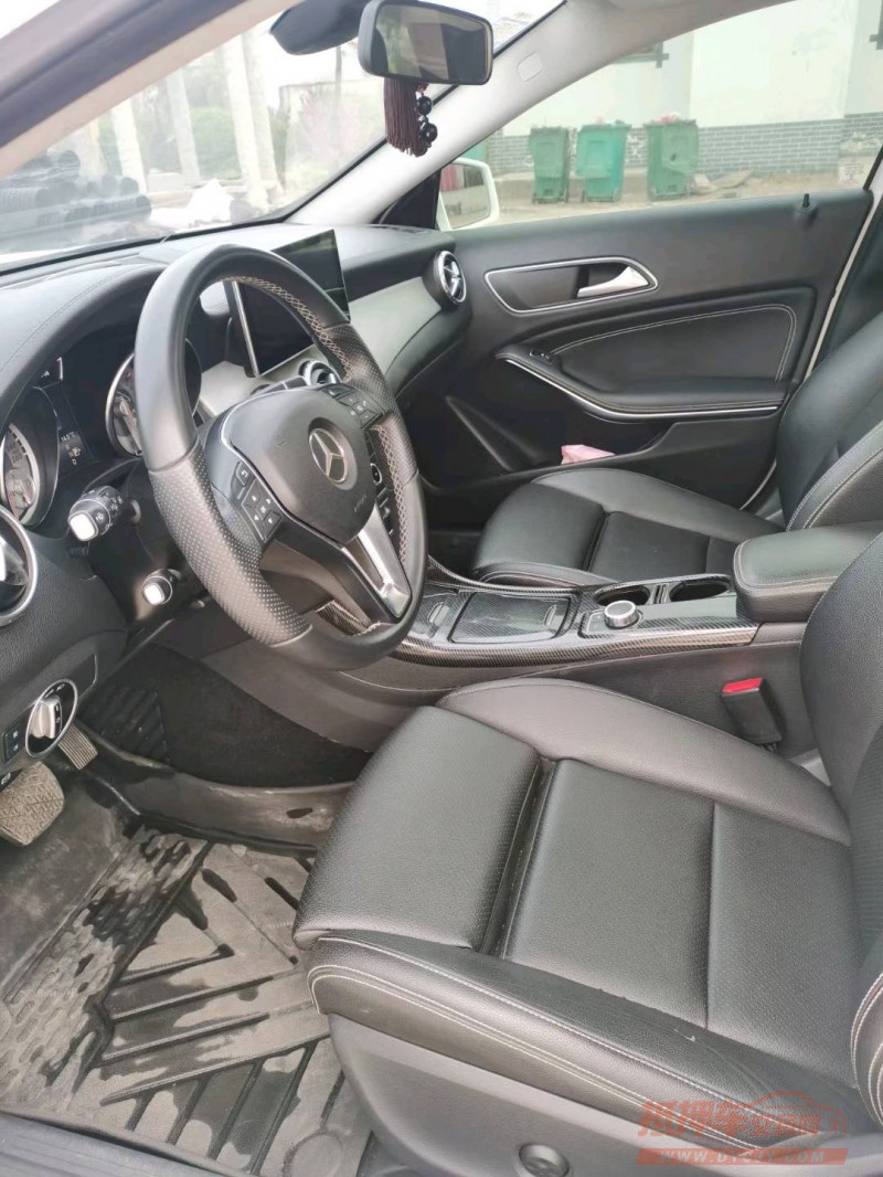 徐州16年奔驰GLA4