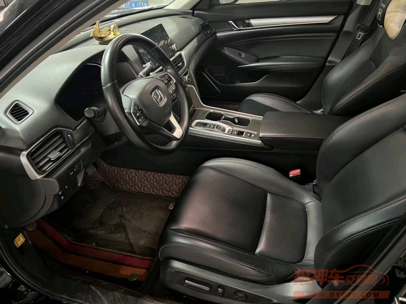 济宁19年本田雅阁4