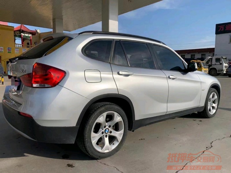 保定12年宝马X14