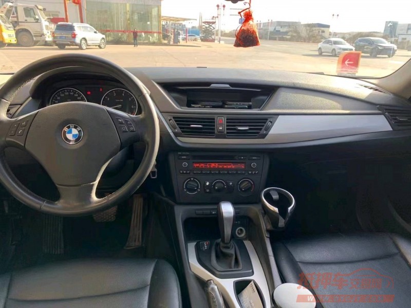 保定12年宝马X17