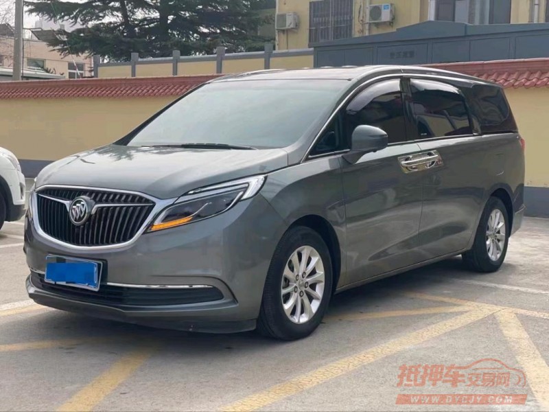 济宁17年别克GL83