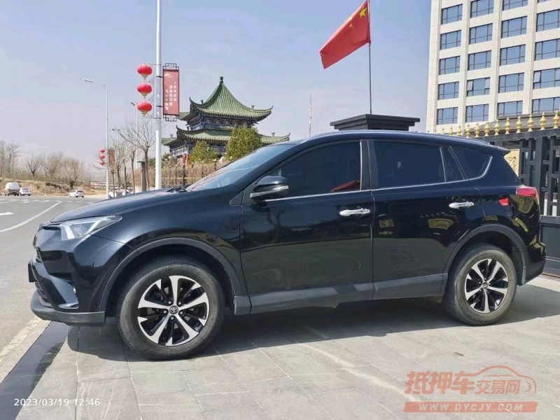 榆林19年丰田RAV4荣放2