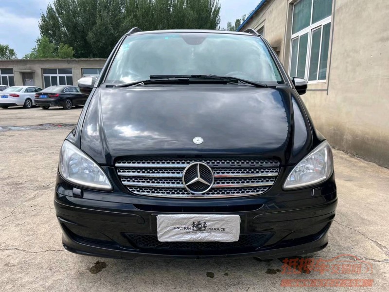 沈阳10年奔驰唯雅诺1