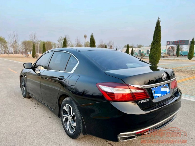 济南17年本田雅阁3