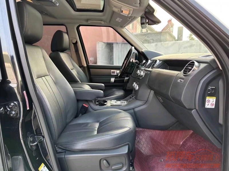 淄博19年路虎发现8