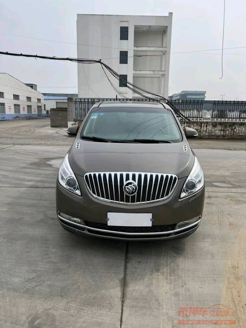 济南11年别克GL81