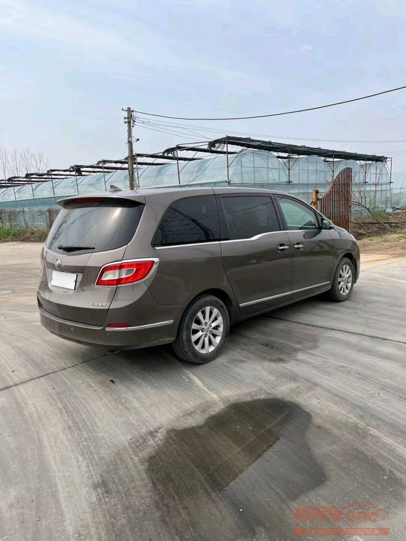 济南11年别克GL83