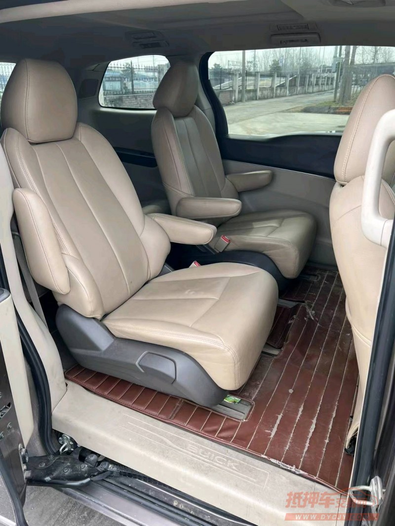 济南11年别克GL86