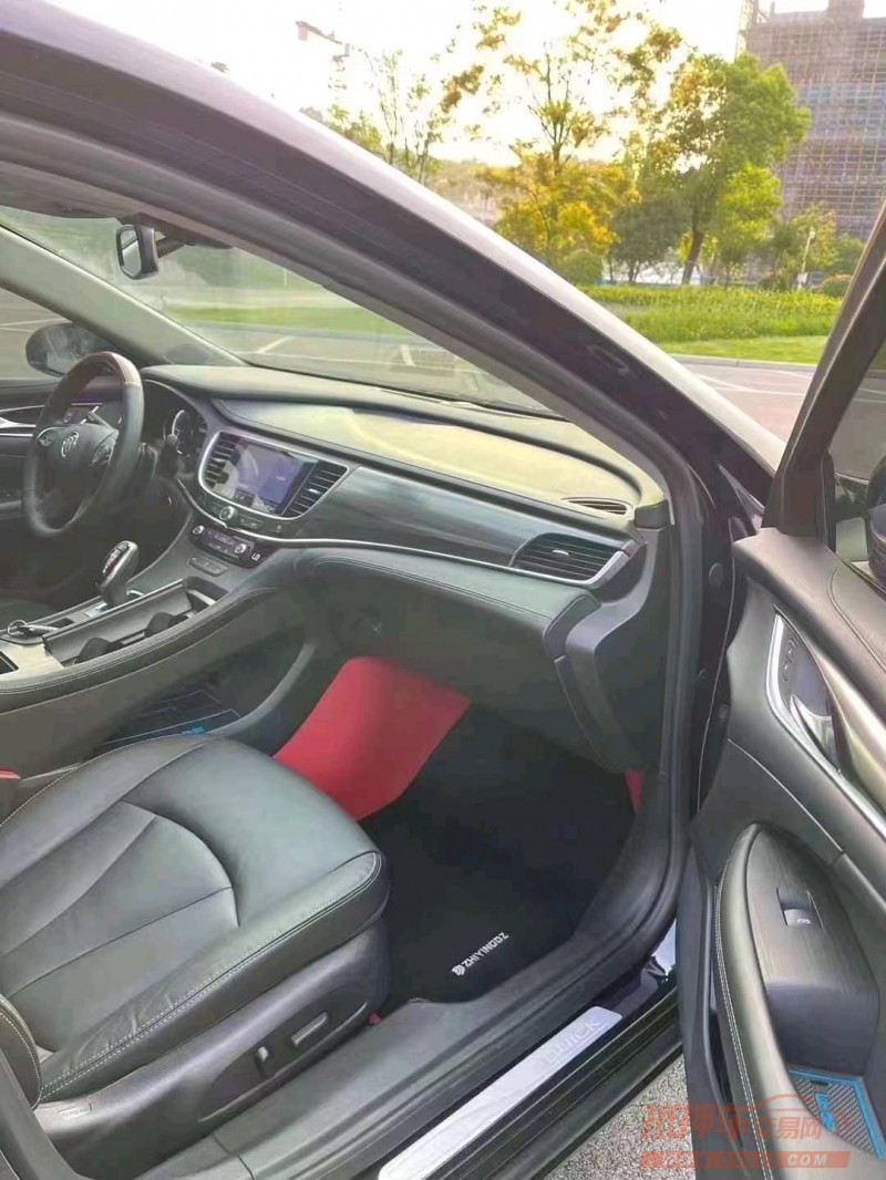 宜昌20年别克君越6