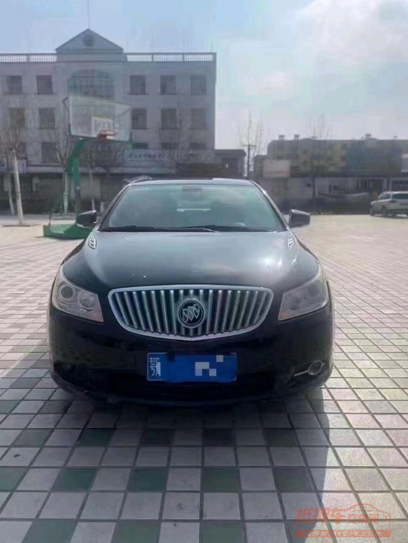 北京12年别克君越1