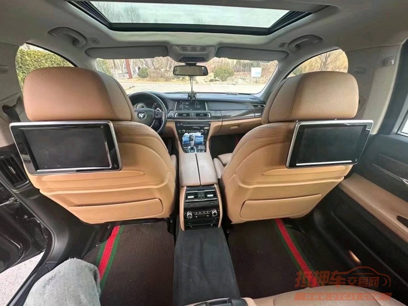 济南17年宝马7系4