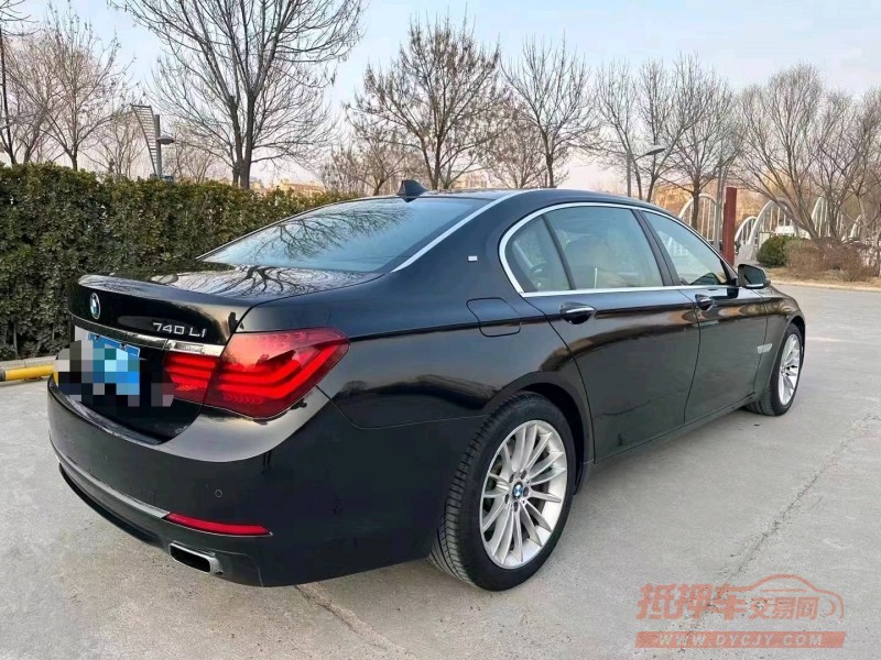 济南17年宝马7系8