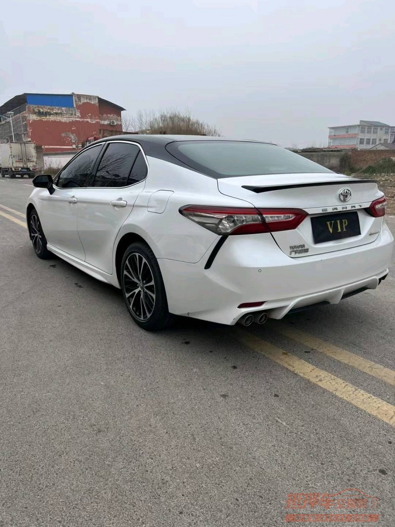 淮南20年丰田凯美瑞4