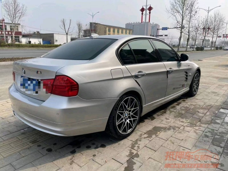 保定10年宝马3系8