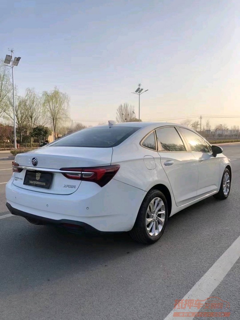 北京21年别克威朗7