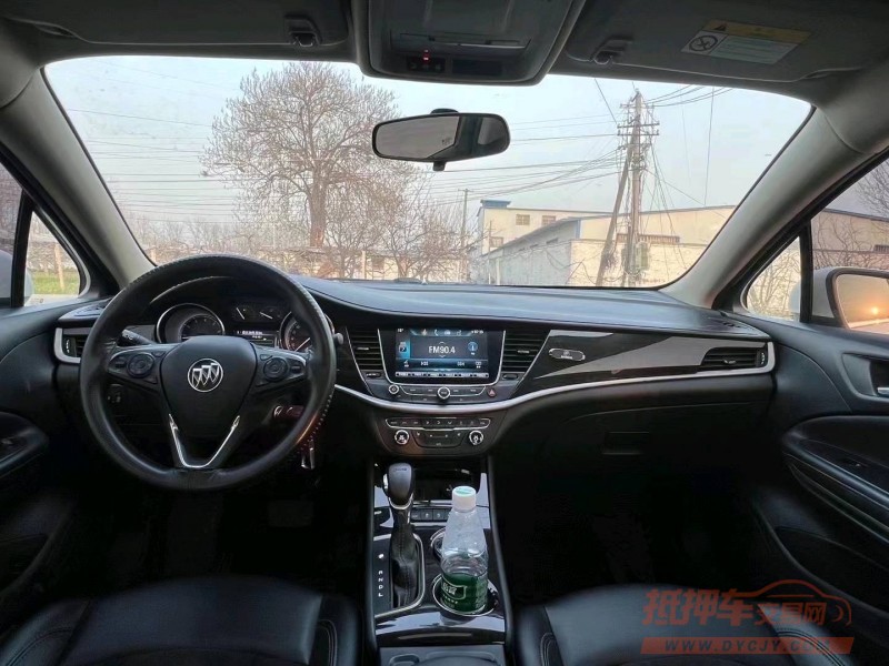 北京18年别克威朗4