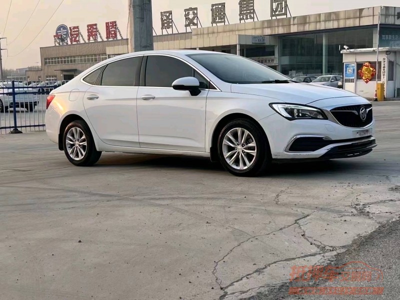 北京18年别克威朗3