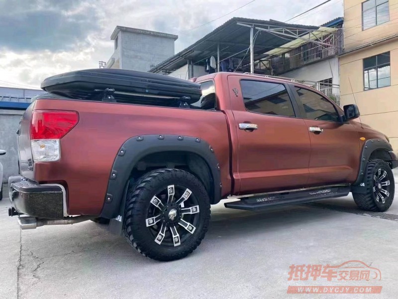 宜昌13年丰田坦途2