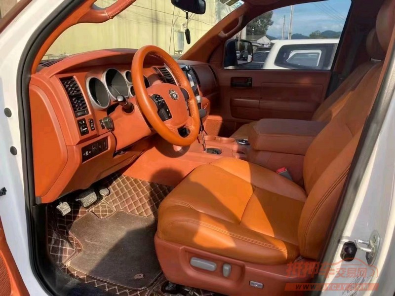 宜昌13年丰田坦途4