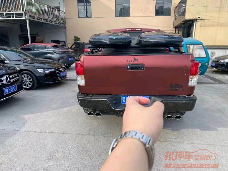 宜昌13年丰田坦途5