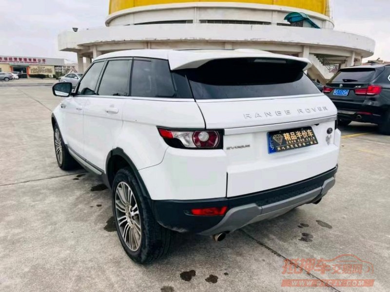 东莞12年路虎极光7