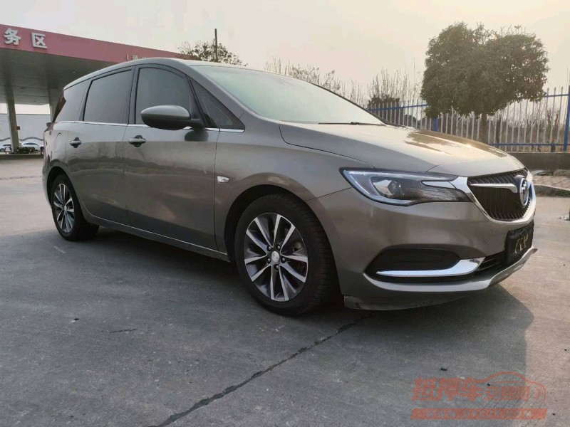 徐州18年别克GL62