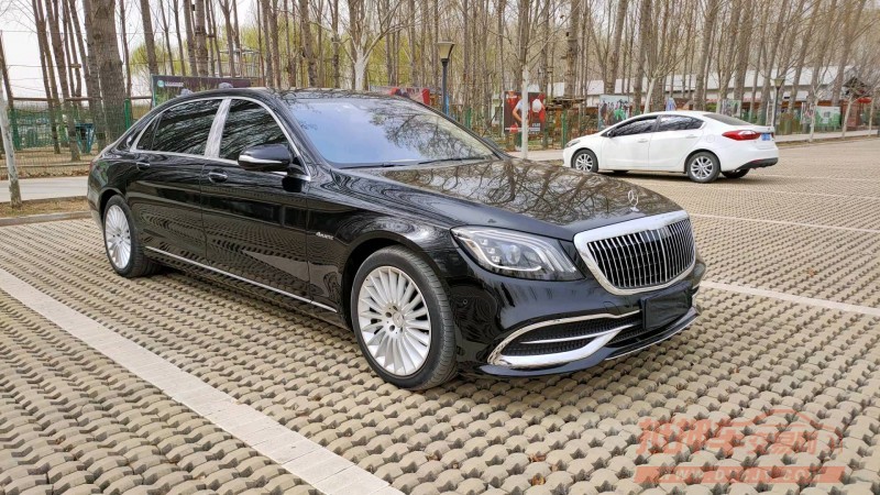 保定19年奔驰迈巴赫S级2