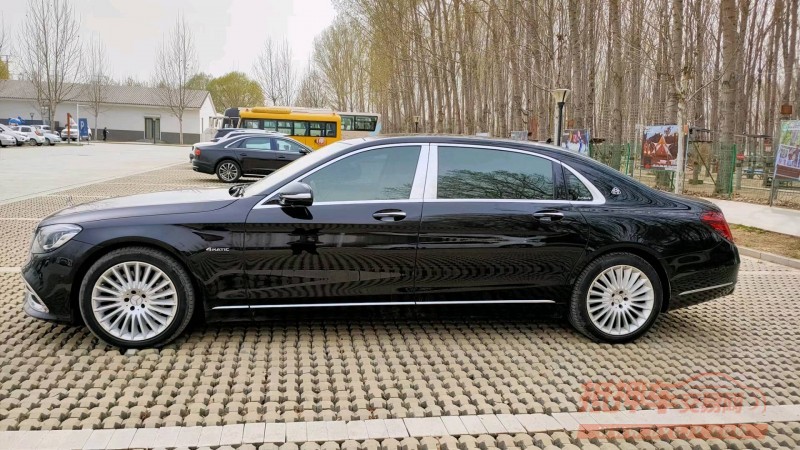 保定19年奔驰迈巴赫S级4