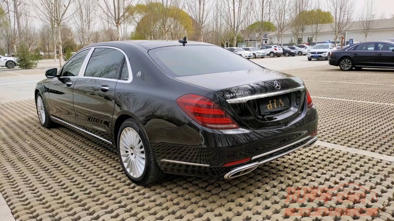 保定19年奔驰迈巴赫S级7