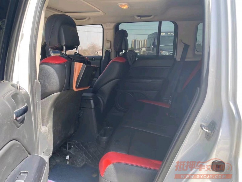 宜春13年Jeep自由客2