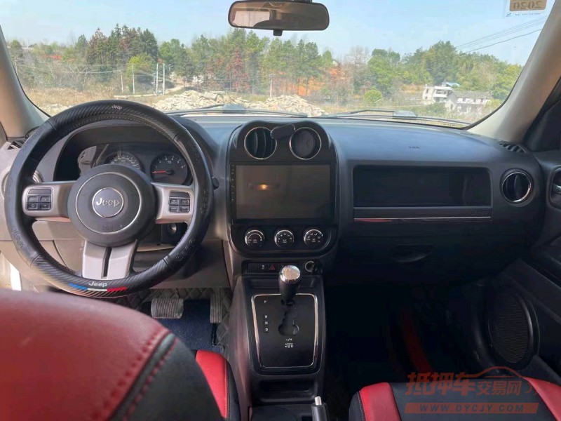 宜春13年Jeep自由客7