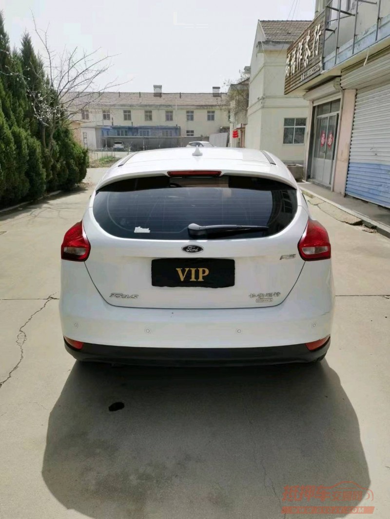 枣庄17年福特福克斯5