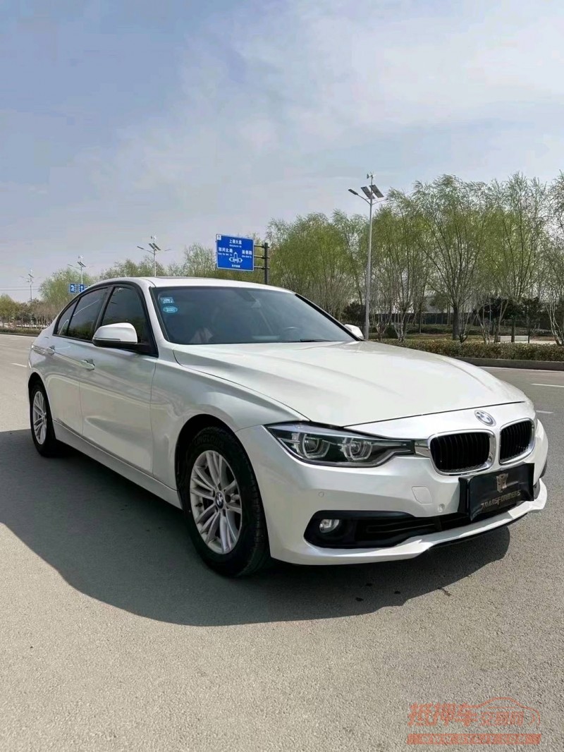 北京18年宝马3系2