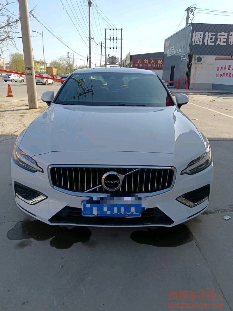 保定20年沃尔沃S60L1
