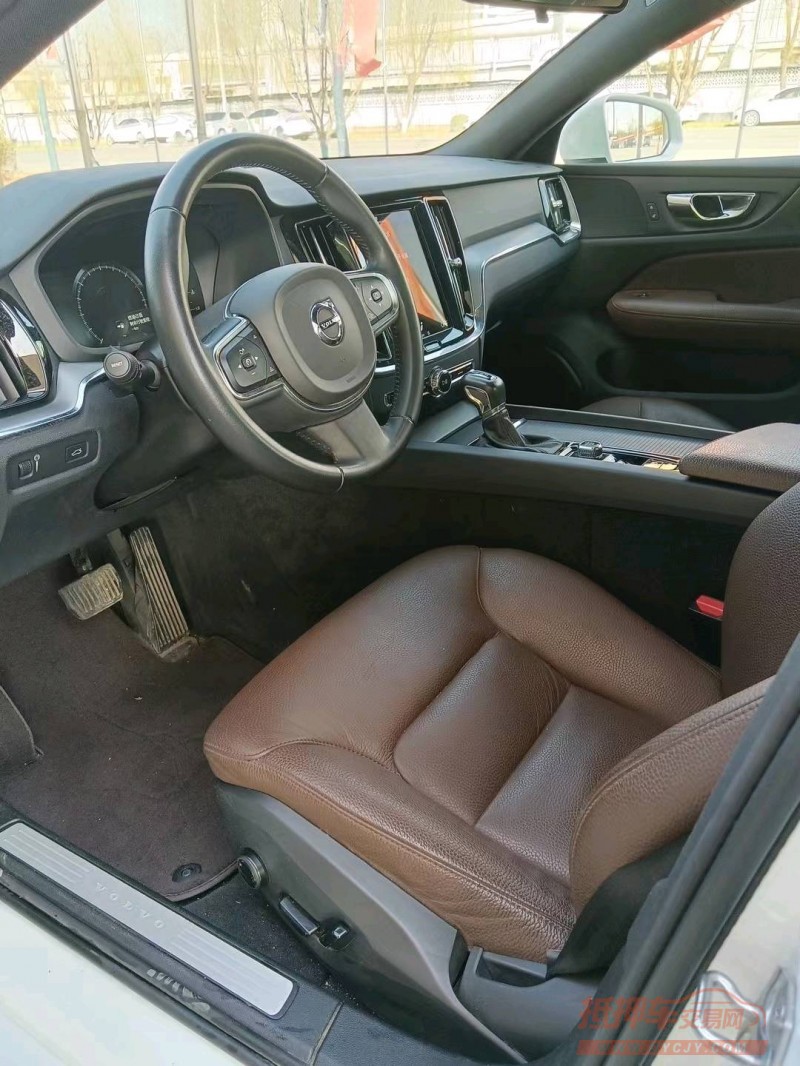 保定20年沃尔沃S60L5