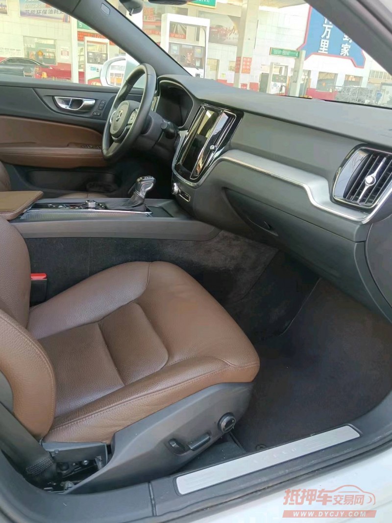 保定20年沃尔沃S60L6