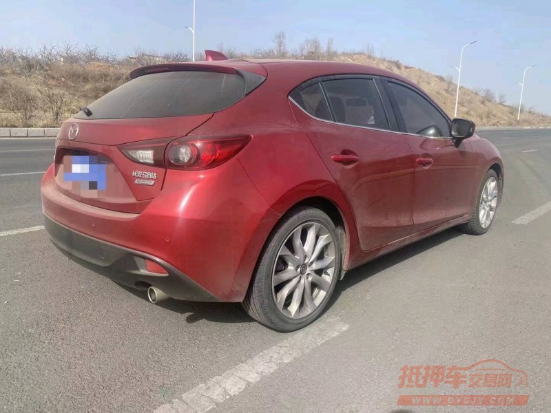 济南15年马自达昂克赛拉2