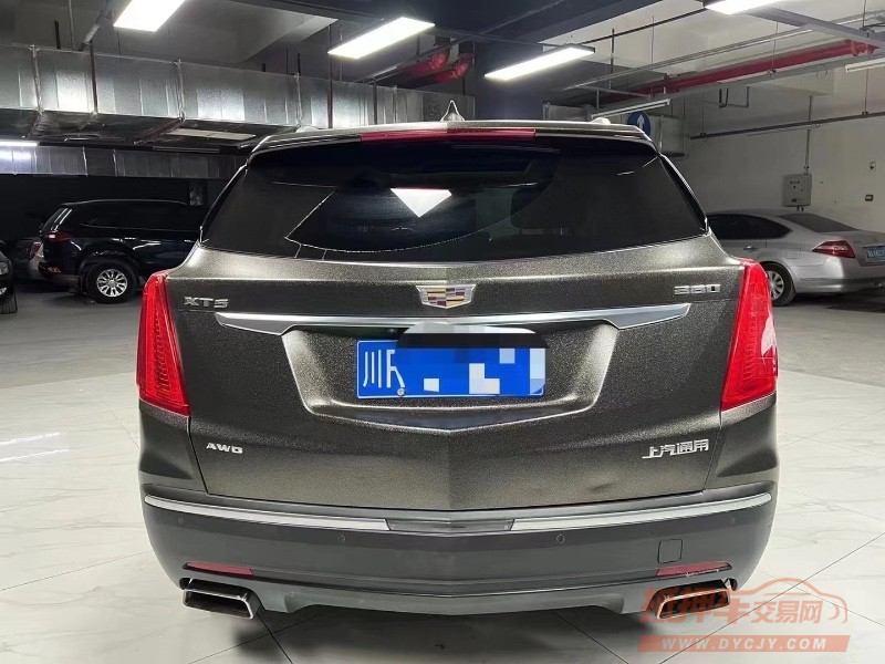 成都17年凯迪拉克XT53