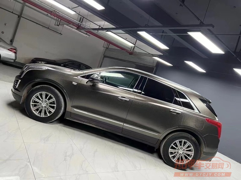 成都17年凯迪拉克XT55
