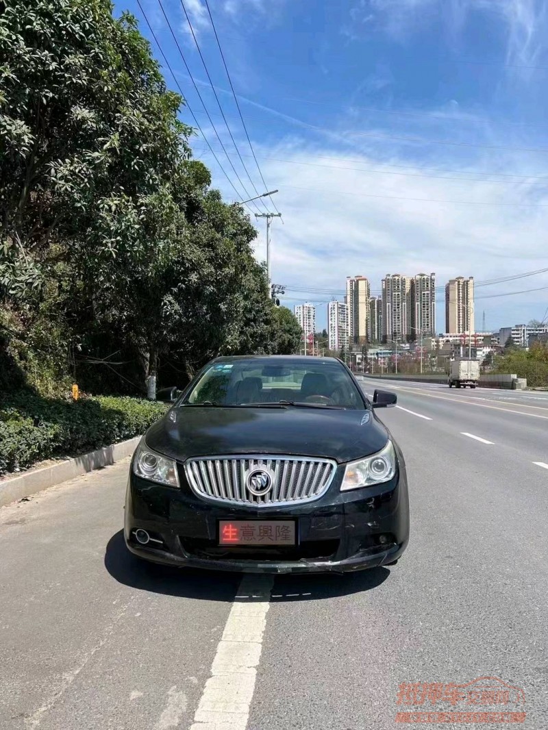 宜昌09年别克君越1