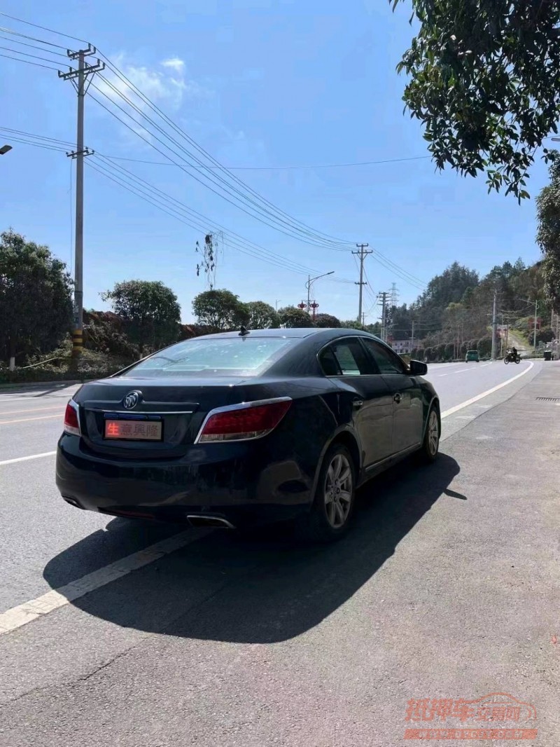 宜昌09年别克君越8