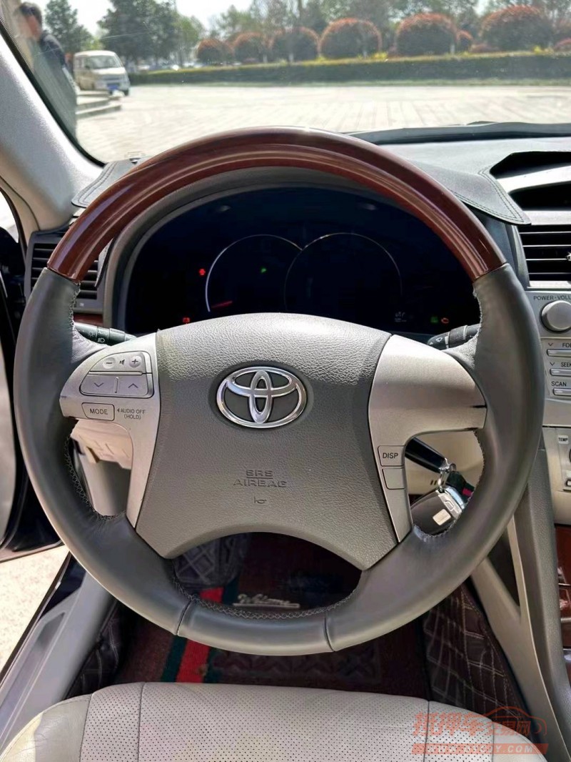 宜昌15年丰田凯美瑞6