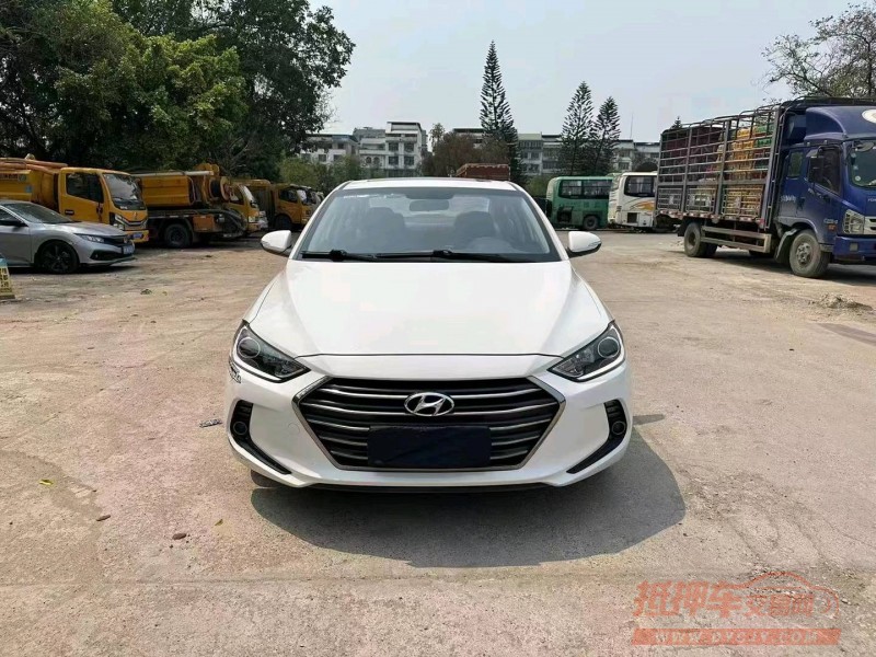 南宁18年现代领动1