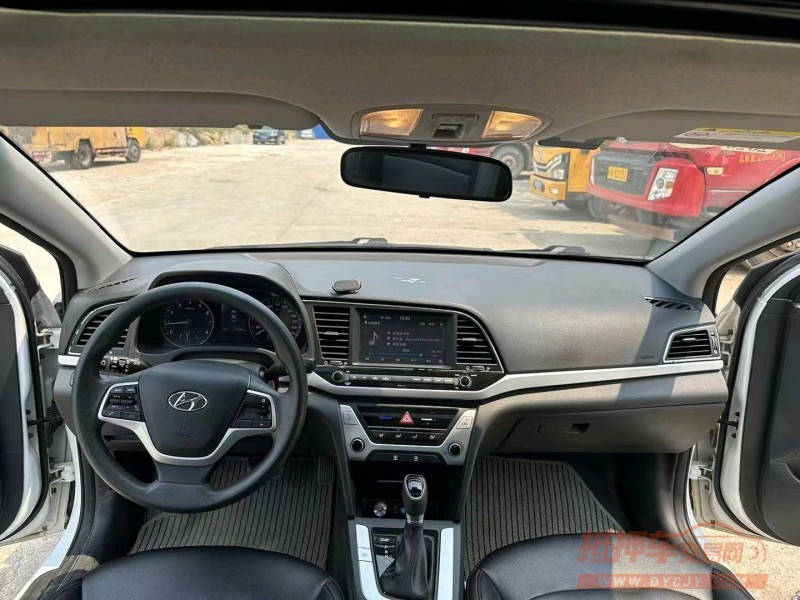 南宁18年现代领动5