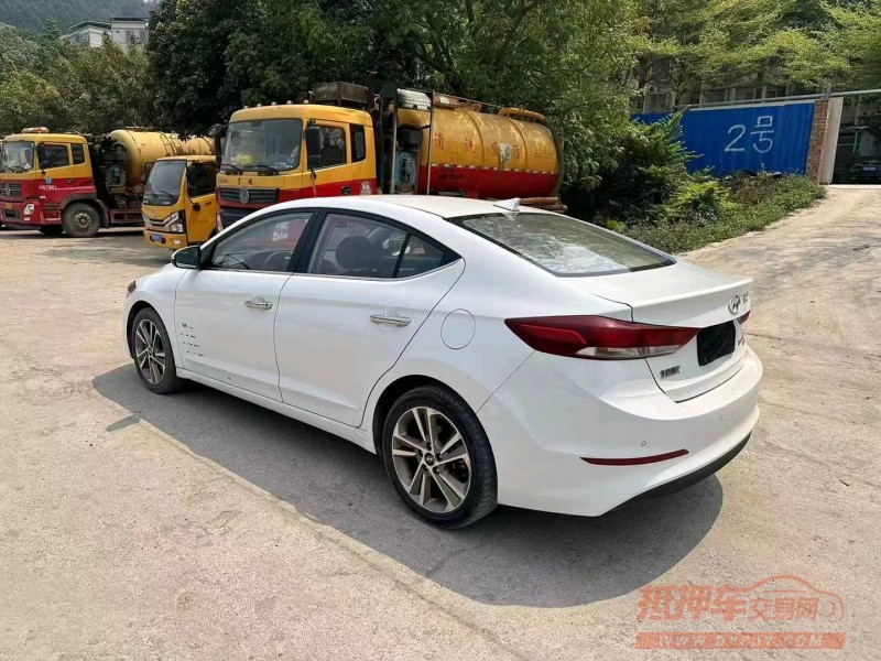 南宁18年现代领动7