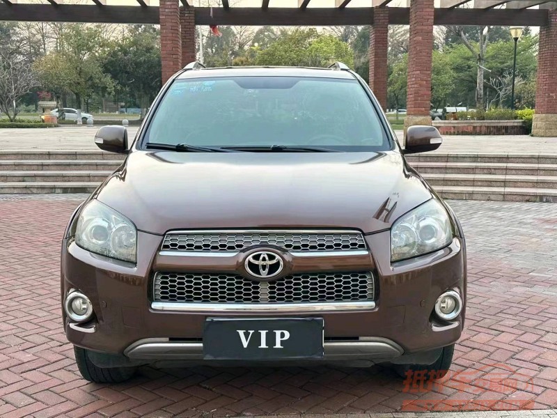 珠海13年丰田RAV41