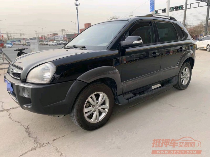 保定13年现代途胜3