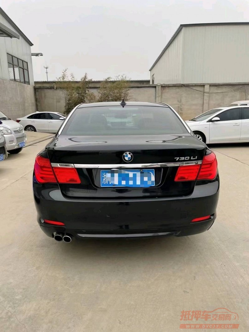 保定12年宝马7系9